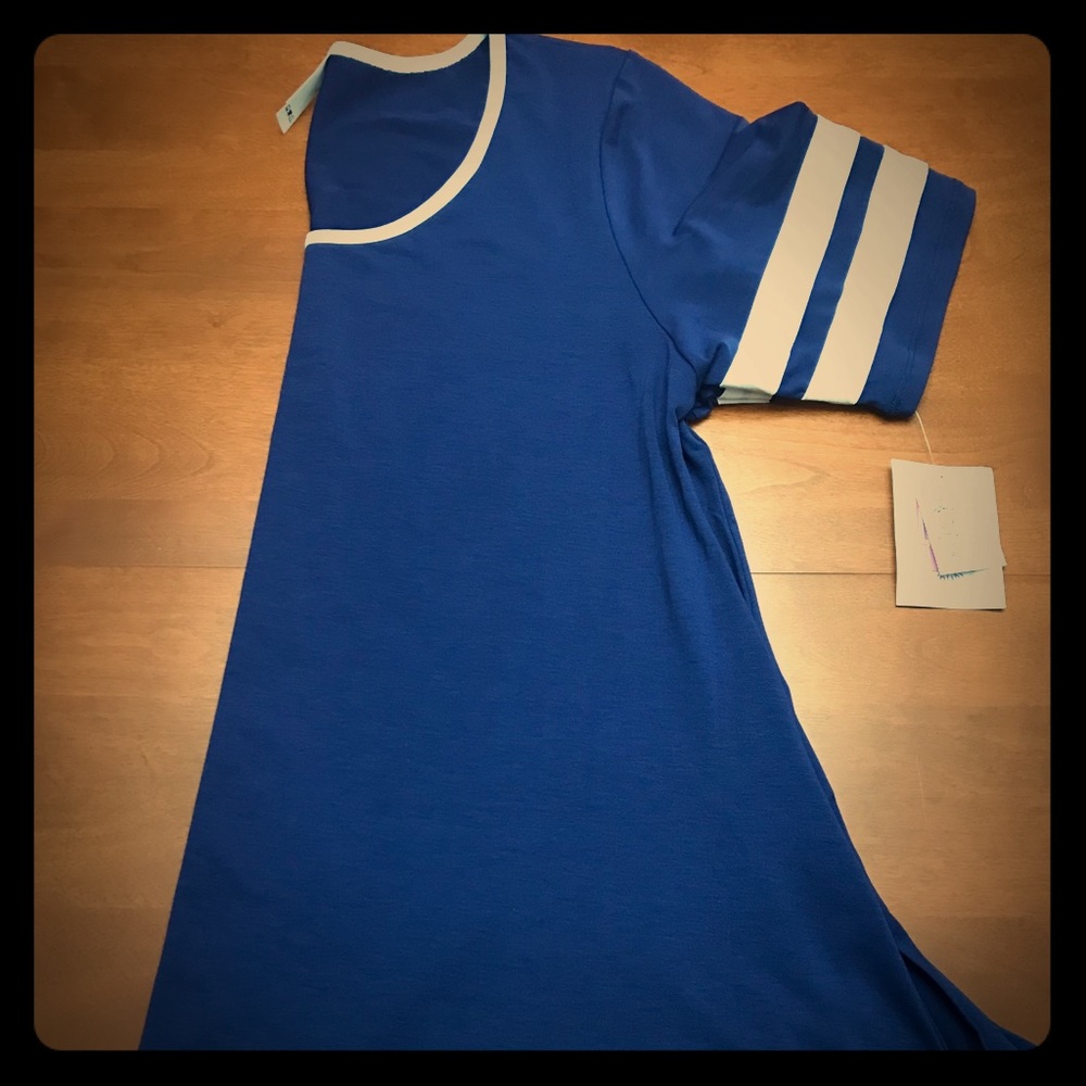 XL Lularoe Perfect T Shirt